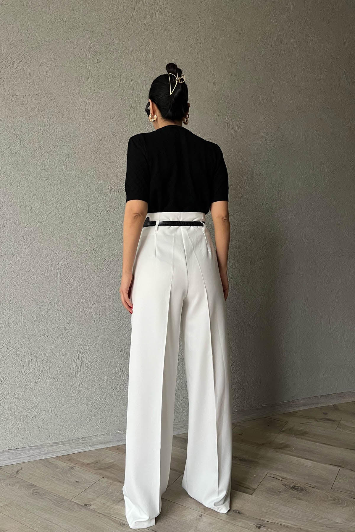 Beyaz Kemer Detaylı Yüksek Bel Geniş Paça Pantolon SY-1681-Beyaz