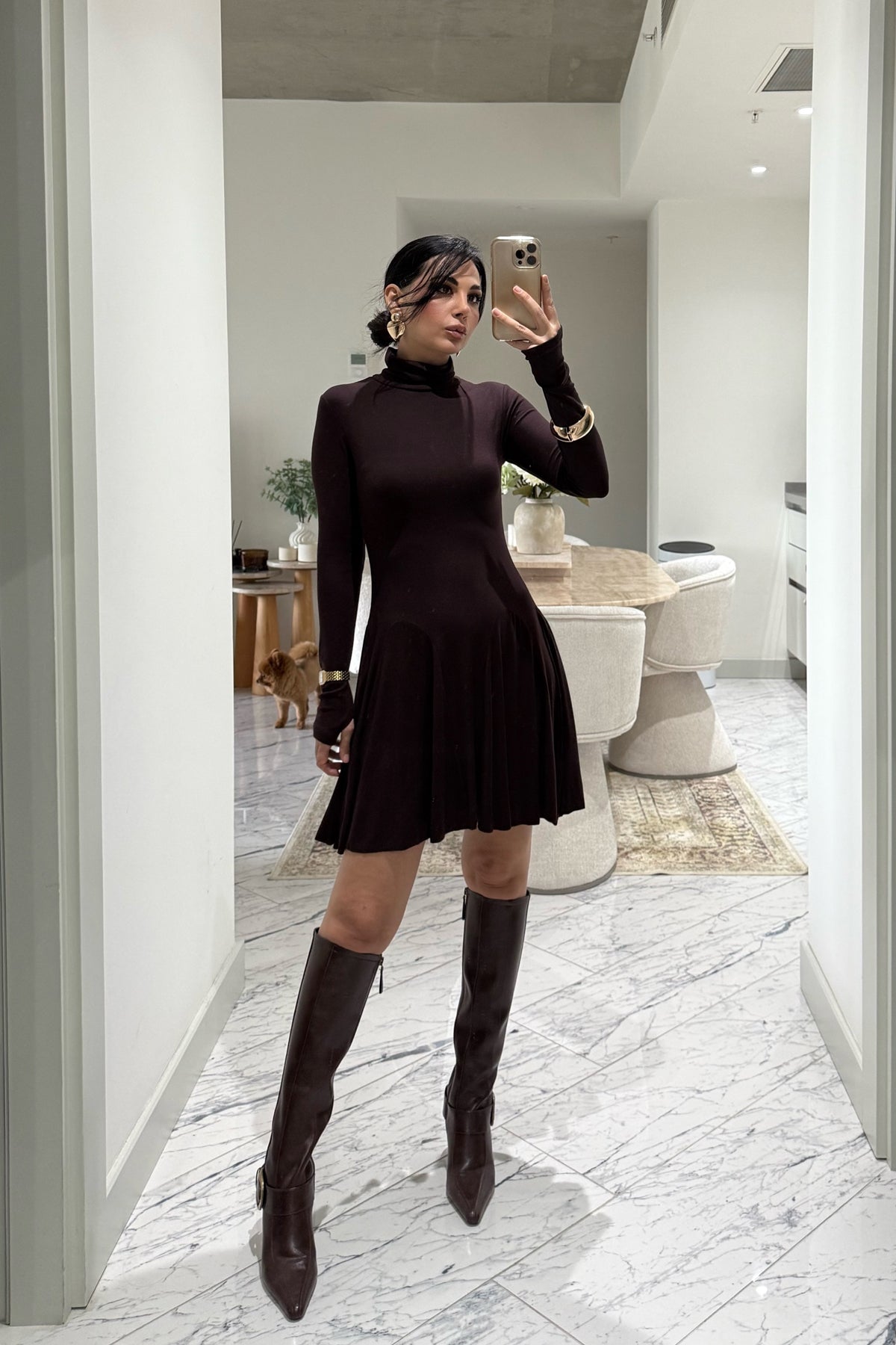 Uzun Kollu Eteği Volanlı Kahverengi Mini Elbise SY-3543-Kahverengi