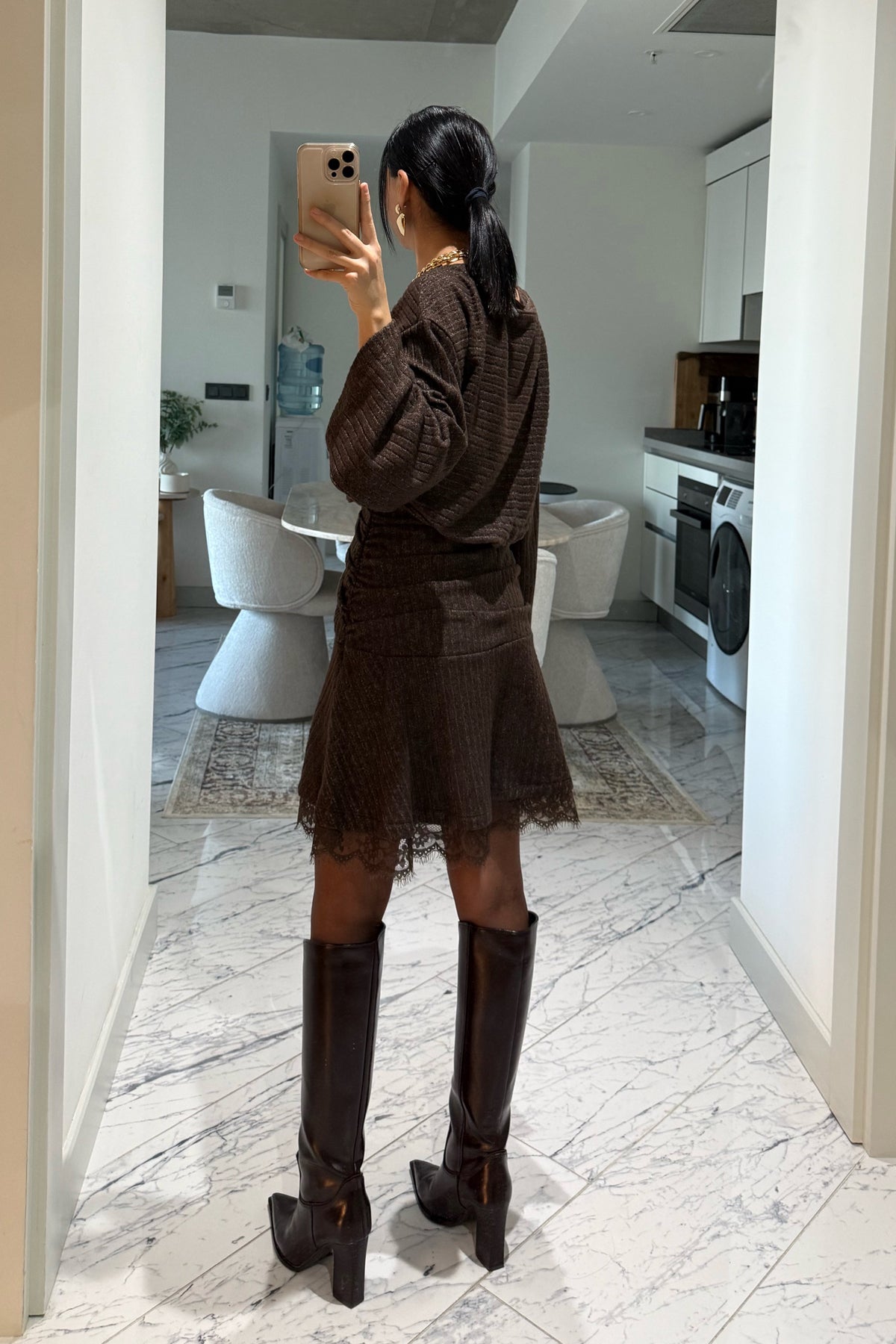 Brown Beli Büzgüli Dantel Detaylı Midi Elbise SY-3499-Kahverengi