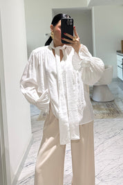 Vatkalı Şal Detaylı Beyaz Bluz SY-3658-Beyaz