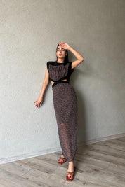 Siyah Pembe Çiçek Desenli Vatkalı Pencere Detaylı Elbise SY-1869-Siyah-Pembe