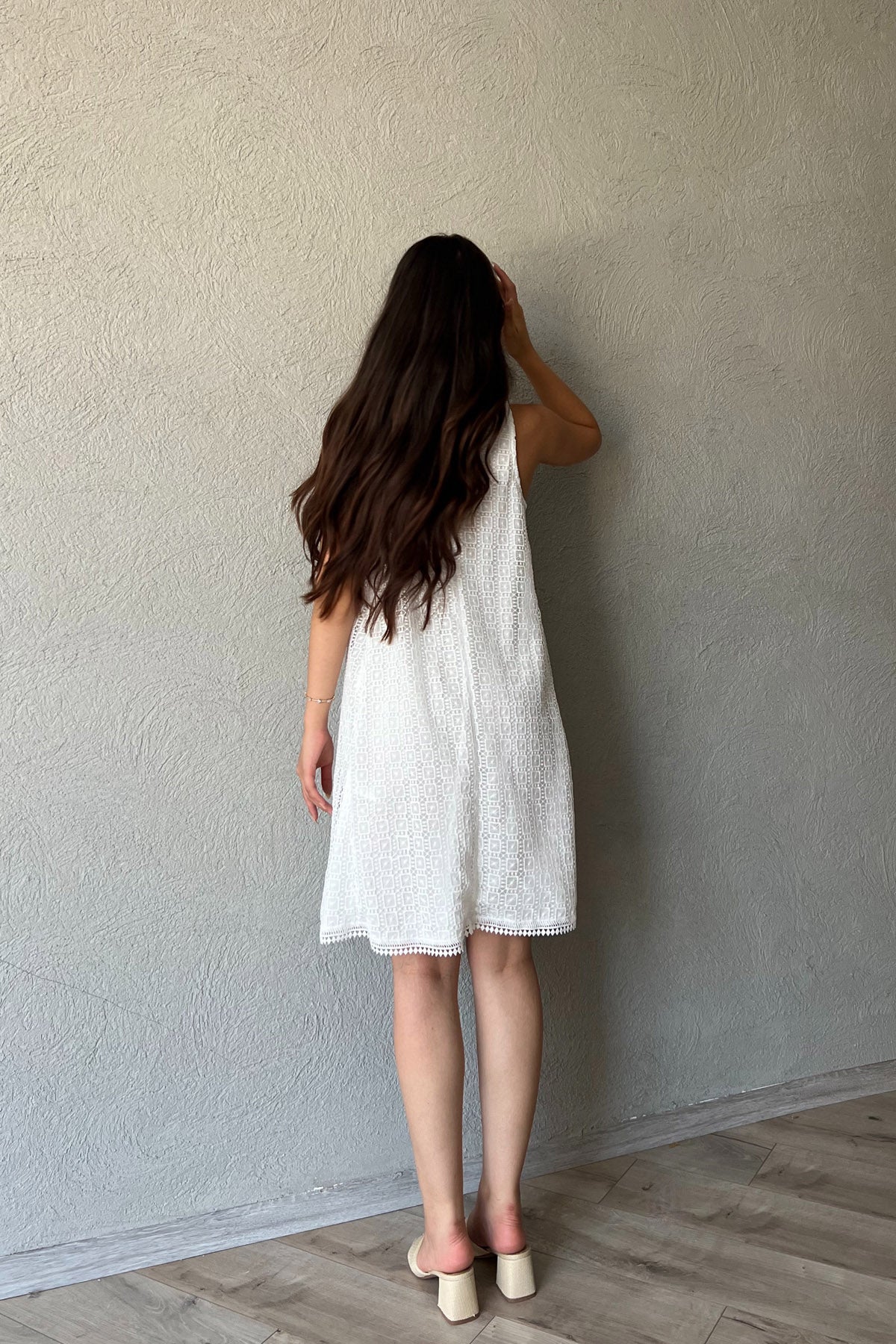 Beyaz Dantel İşleme Detaylı Elbise SY-2286-Beyaz