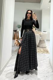 Ekose Desenli Yırtmaç Detaylı Siyahlı Gri Çizgili Kloş Etek SY-3494-Siyah