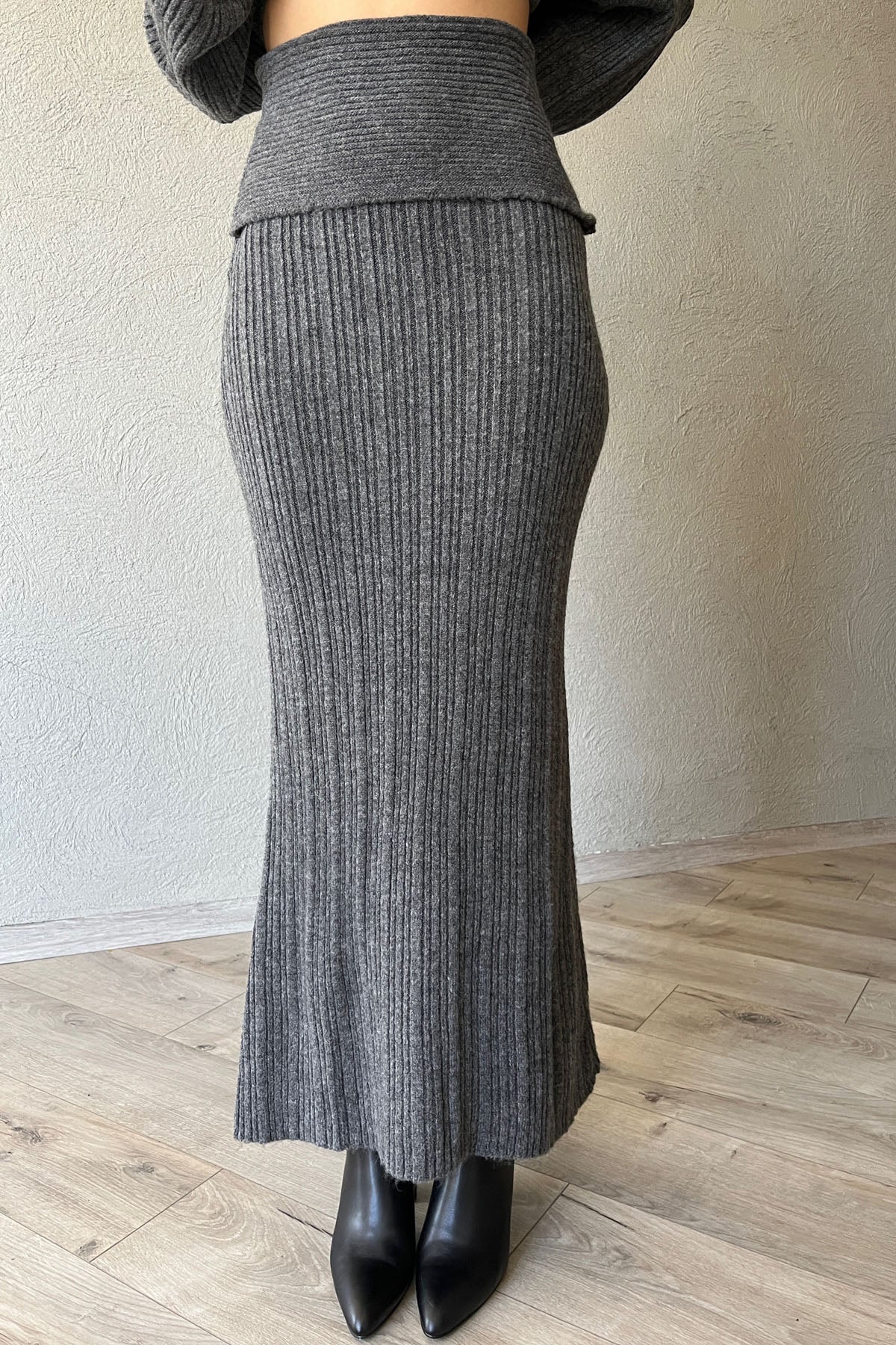 Antrasit Degaje Yaka Kazak ve Etek Triko Takım SY-1555-Antrasit