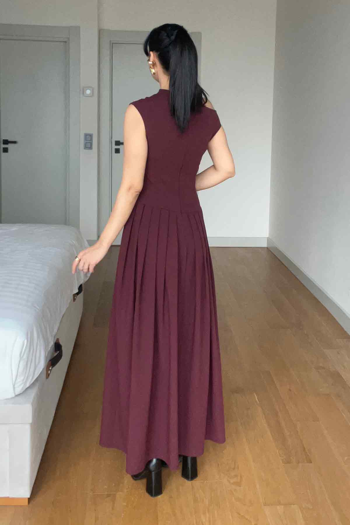Bordo Kayık Yaka Bel Detaylı Pileli Elbise SY-2962-Bordo