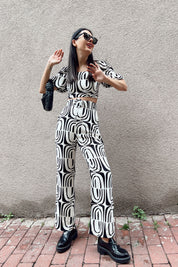 Ekru Desenli Sırt Detaylı Bluz ve Kemerli Pantolon Takım SY-0326-Ekru