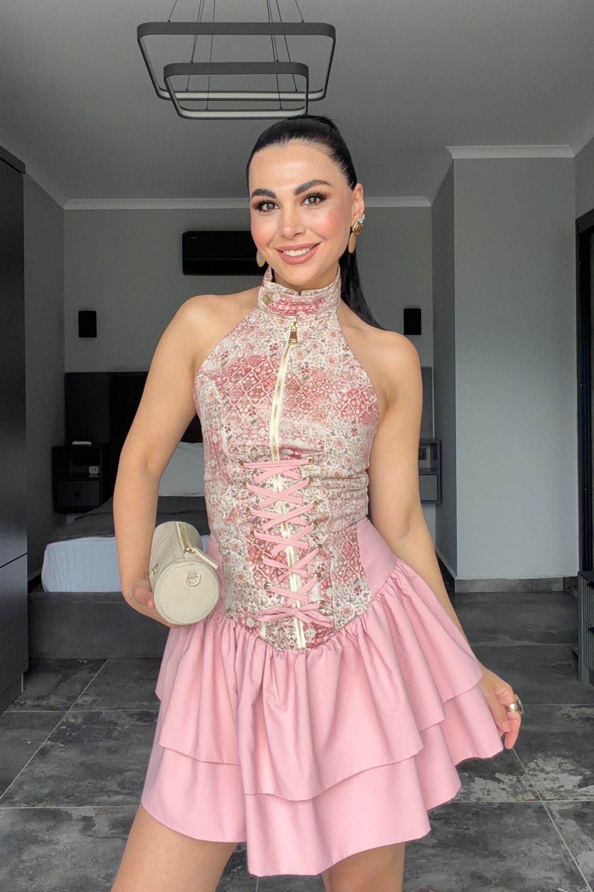 Bugün Gelenler