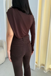 Kahve Akıcı Broşlu Body SY-3481-Kahverengi