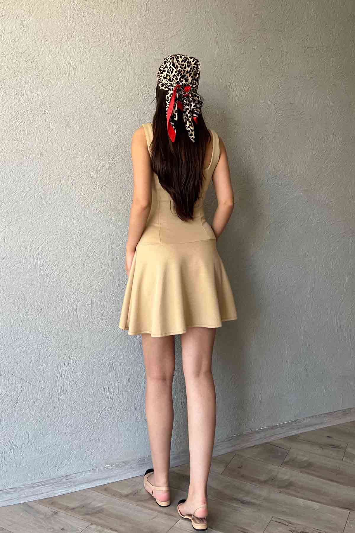 Vizon Kare Yaka Eteği Volanlı Mini Elbise SY-1928-Vizon