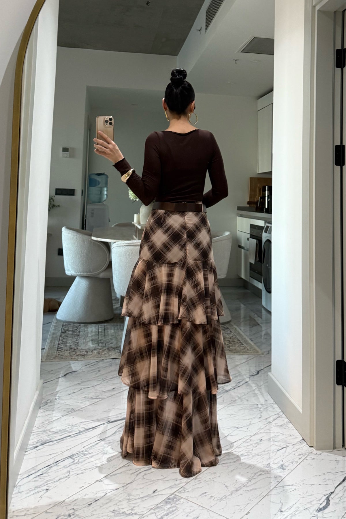 Kahve Ekoseli Fırfırlı Kat Kat Kemerli ETek SY-3525-Kahverengi