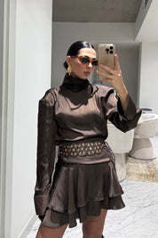 Büyük Kemer Detaylı Saten Mini Etek Ve Bluz Takım SY-3560-Kahverengi