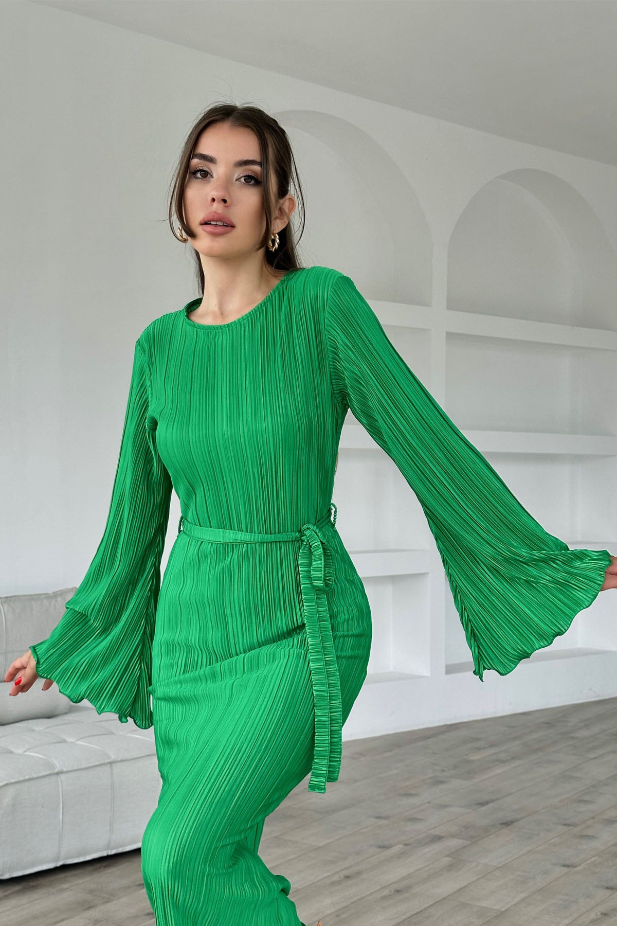 Çimen Yeşili İspanyol Kol Piliseli Kuşaklı Elbise SY-0088-Çimen Yeşili