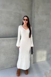 Ekru V Yaka Yırtık Detaylı Triko Uzun Elbise SY-2527-Ekru