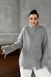 Gri Yırtık Detaylı Boğazlı Triko Kazak SY-2840-Gri