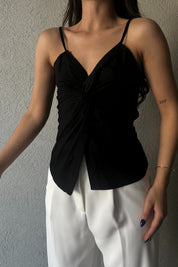 Siyah Askılı Büzgü Detaylı Bluz SY-2064-Siyah