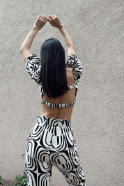 Ekru Desenli Sırt Detaylı Bluz ve Kemerli Pantolon Takım SY-0326-Ekru