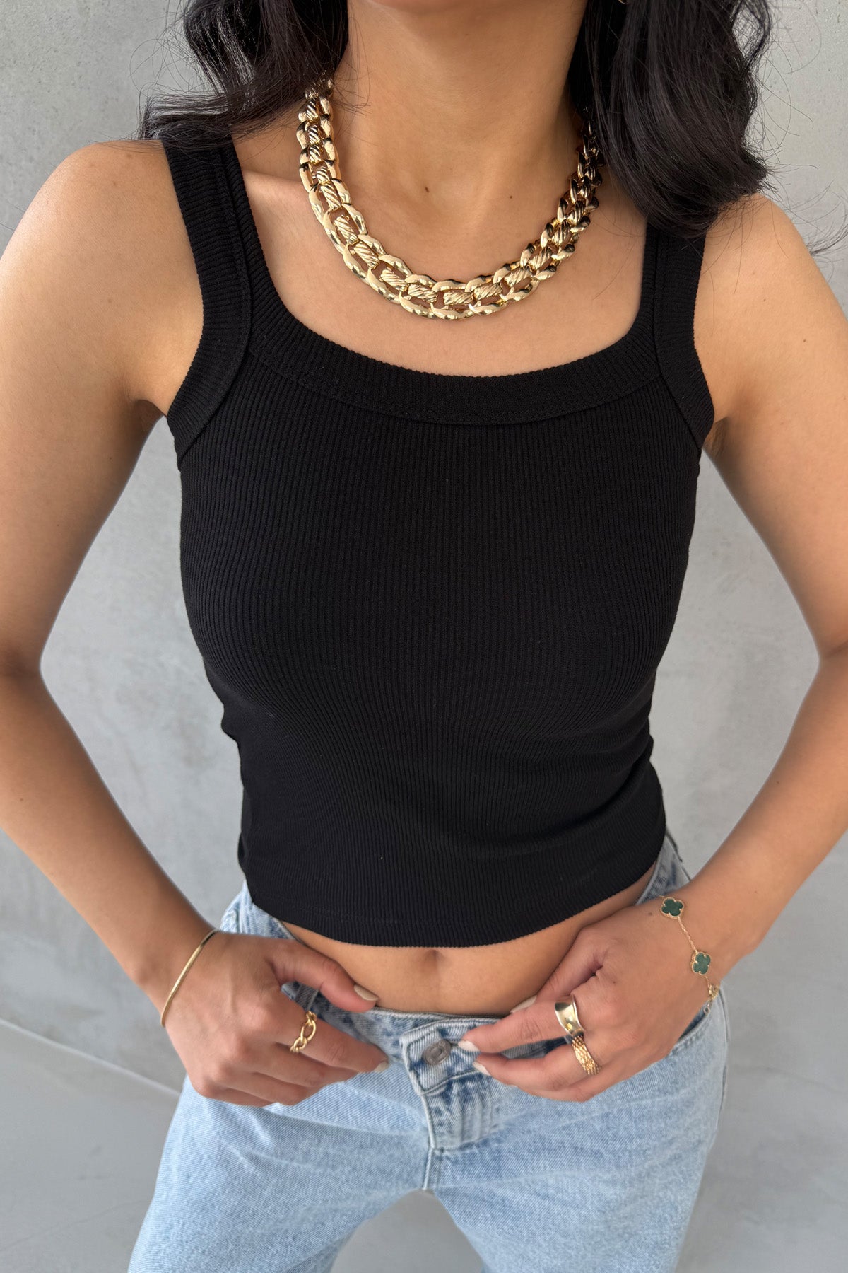 Siyah Slim Fit Dar Kesim U Yaka Fitilli Atlet SY-3171-Siyah