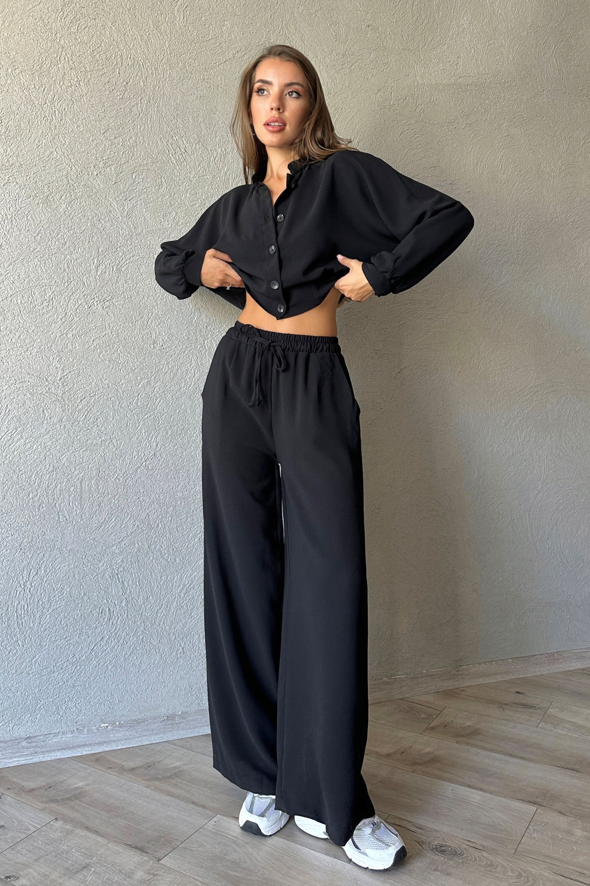 Siyah Düğme Detaylı Gömlek ve Beli Lastikli Pantolon Takım SY-0976-Siyah