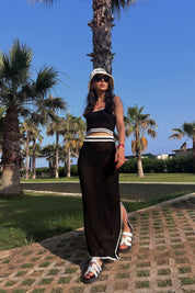 Siyah Delikli Örme Crop ve Yırtmaçlı Etek Takım SY-0695-Siyah