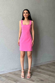 Pembe Kare Yaka Detaylı Elbise SY-2031-Pembe