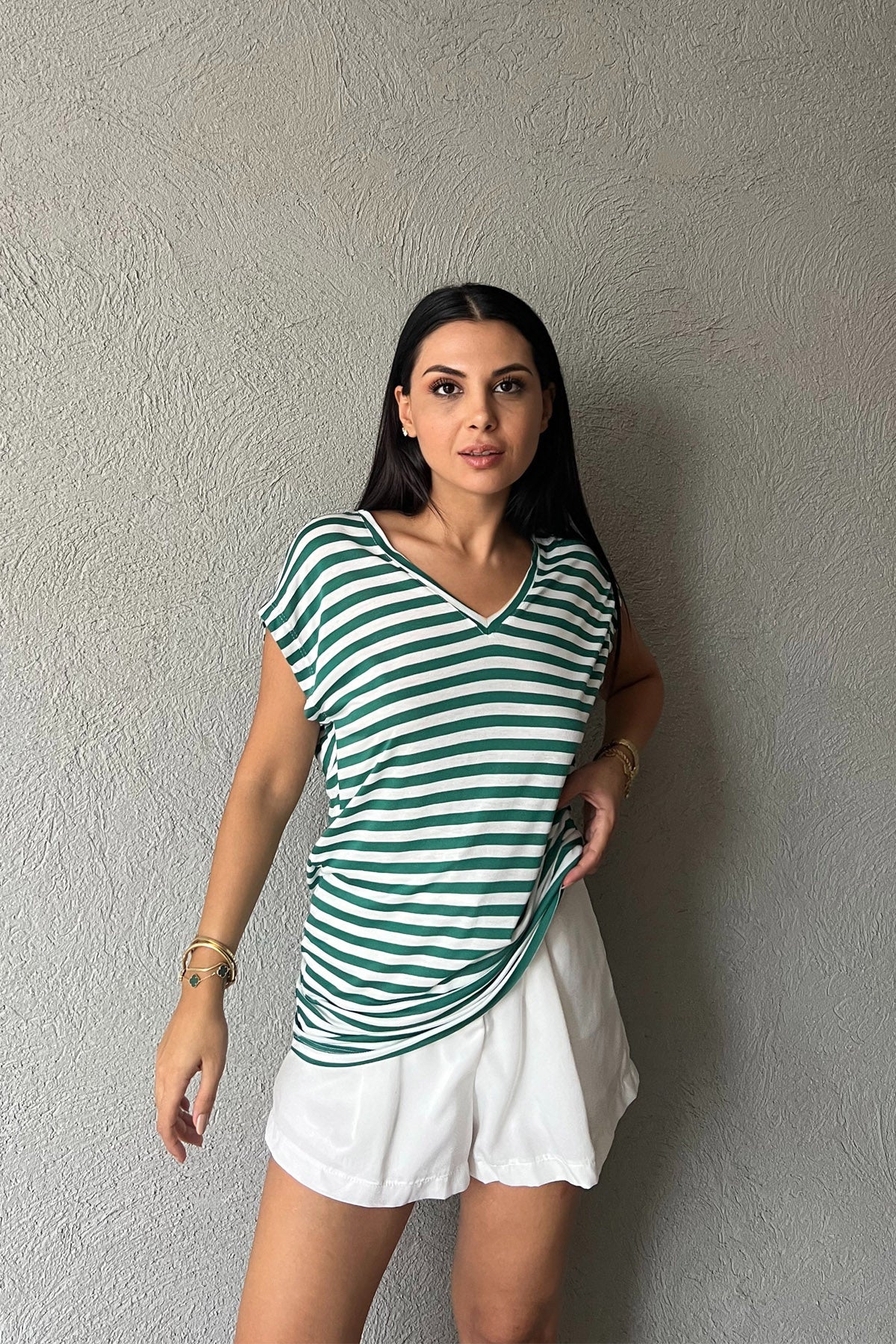 Yeşil Çizgili V Yaka Basic T-shirt SY-0250-Yeşil