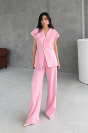 Pembe Gold Düğme Detaylı Asimetrik Kesim Yelek Pantolon Takım SY-3004-Pembe