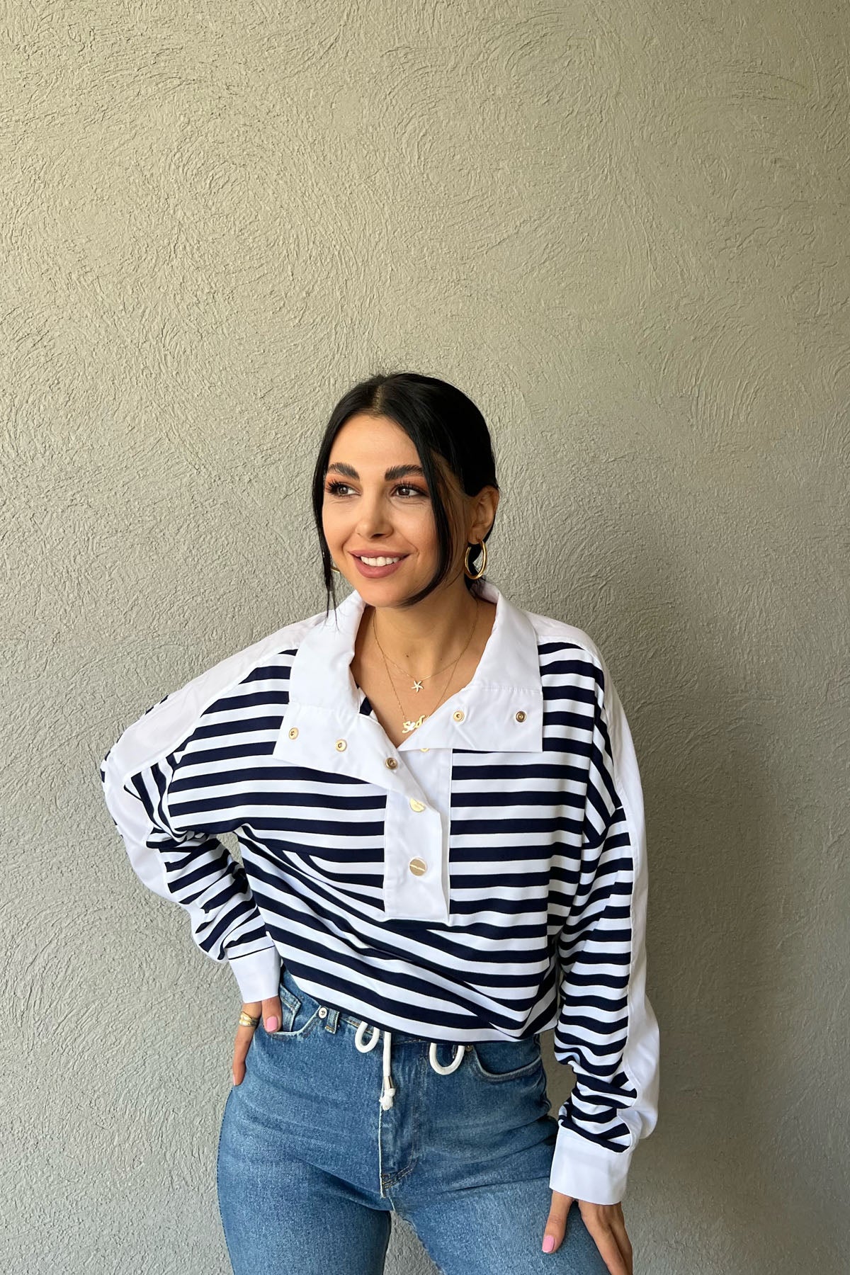 Lacivert -Beyaz Çizgili Yakalı ve Gold Düğme Detaylı Sweat SY-1151-Lacivert