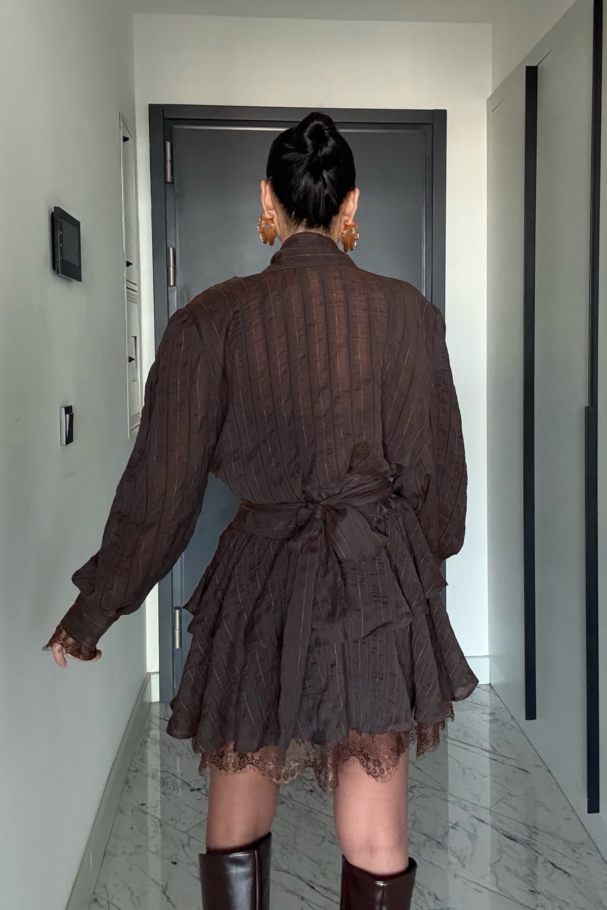 Kahve Dantel Detaylı Vatkalı Vintage Elbise SY-3528-Kahve