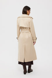 Bej Süet Kemerli Düğmeli Uzun Kaban SY-2403-Bej