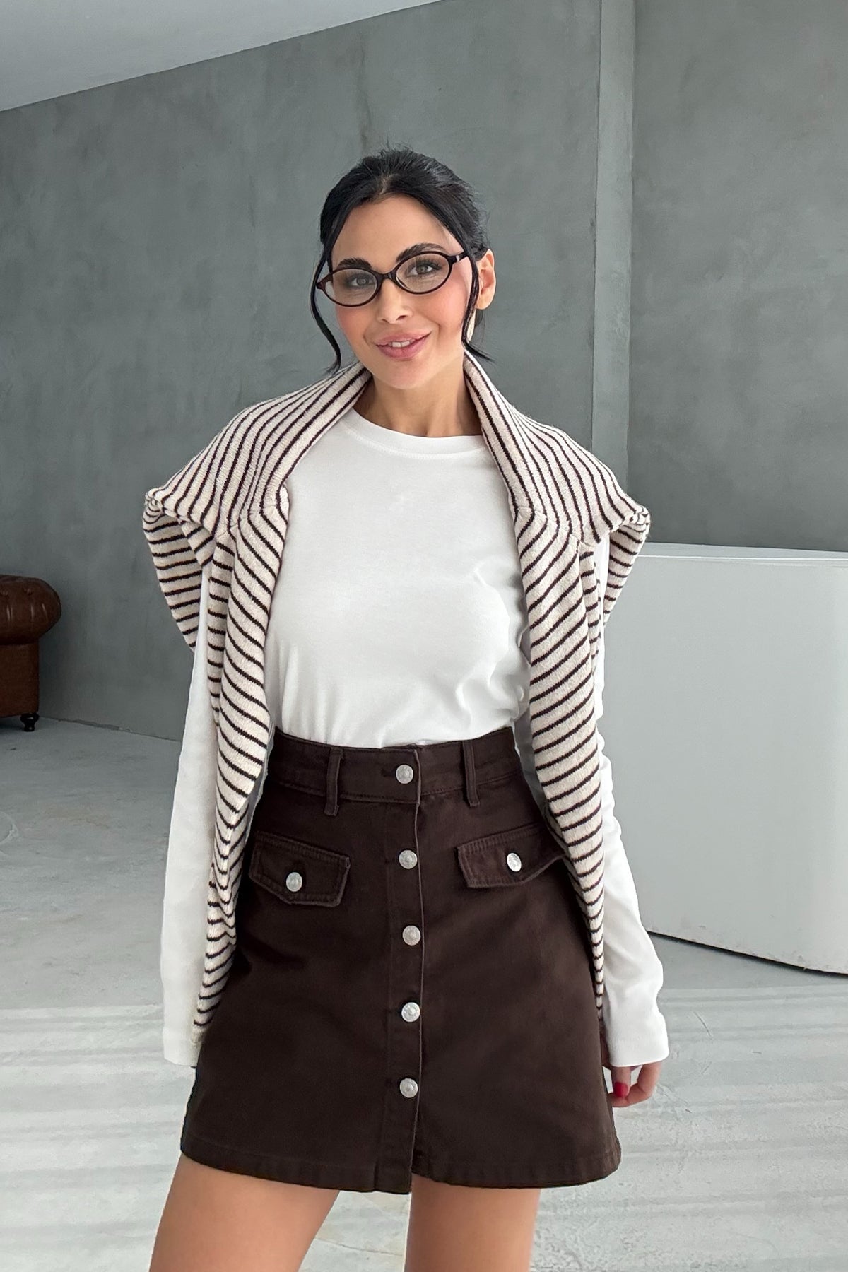 Kahve Düğmeli Cepli Mini Denim Etek SY-3432-Kahve