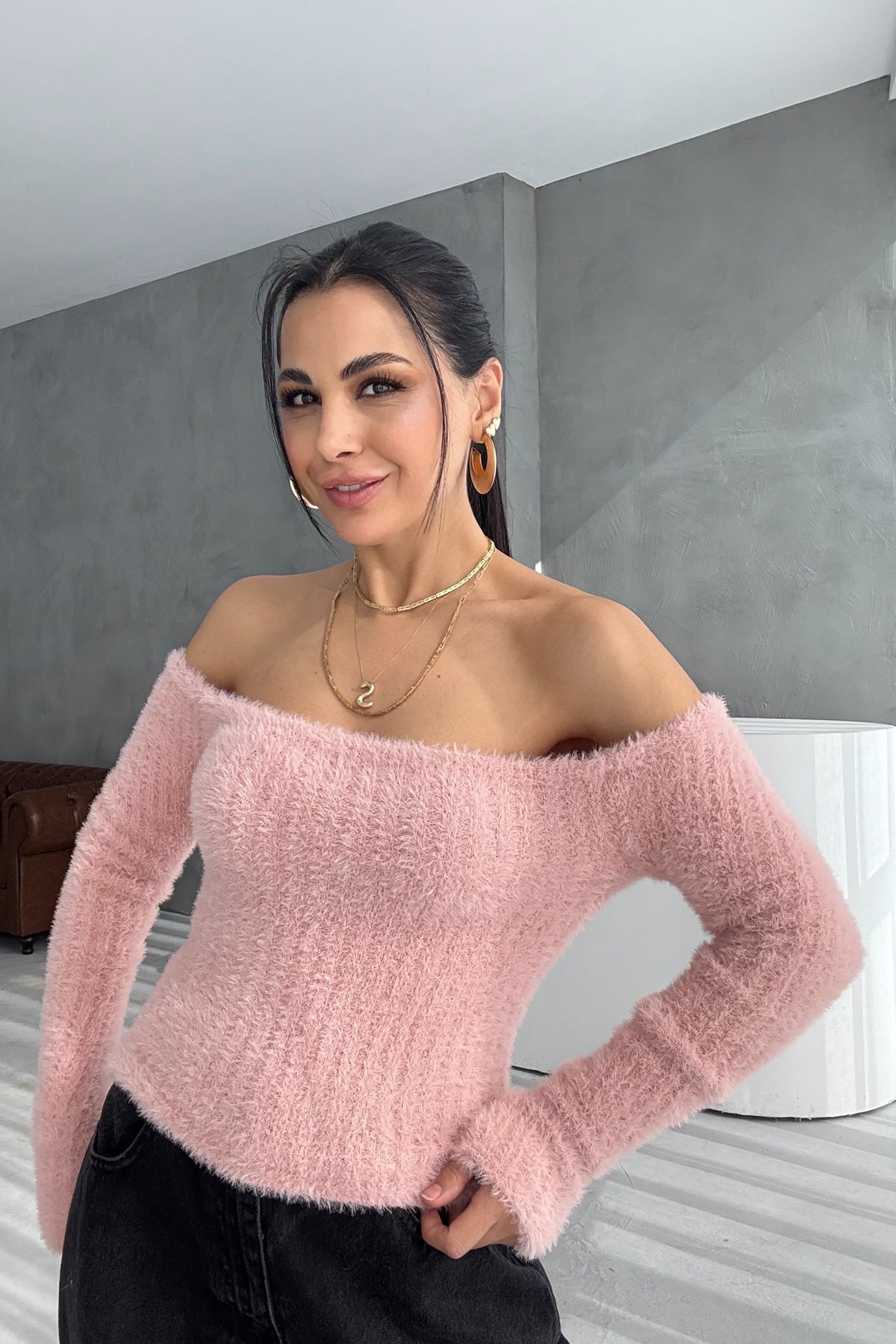 Pembe Sakallı Kayık Yaka Triko Kazak SYM-3426-Pembe