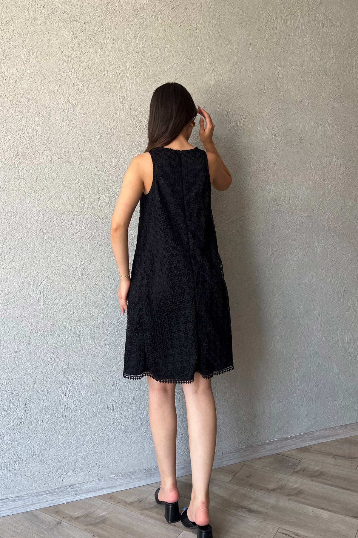 Siyah Dantel İşleme Detaylı Elbise SY-2286-Siyah