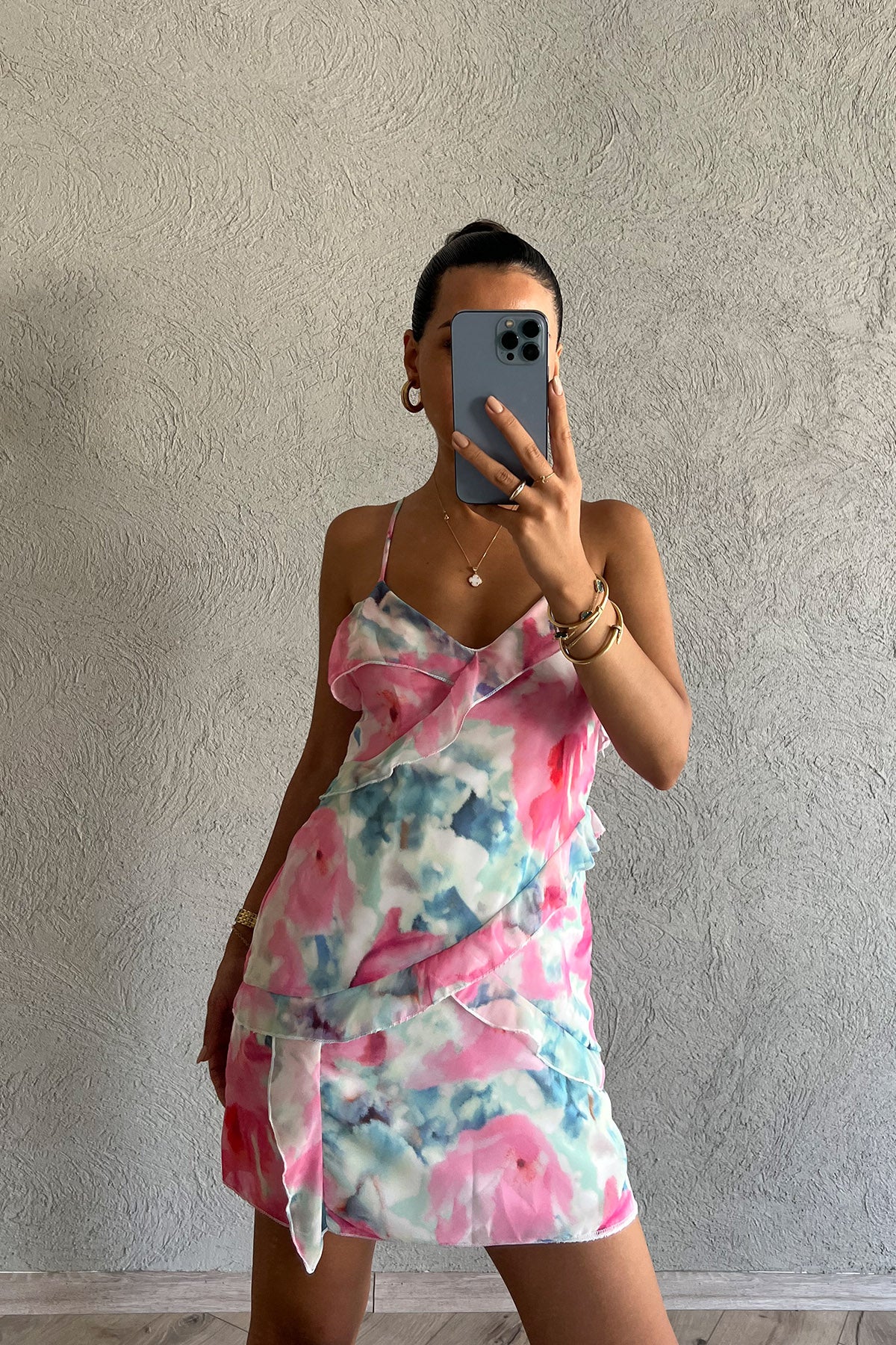 Pembe Çapraz Askılı Fırfır Detaylı Mini Elbise SY-2331-Pembe