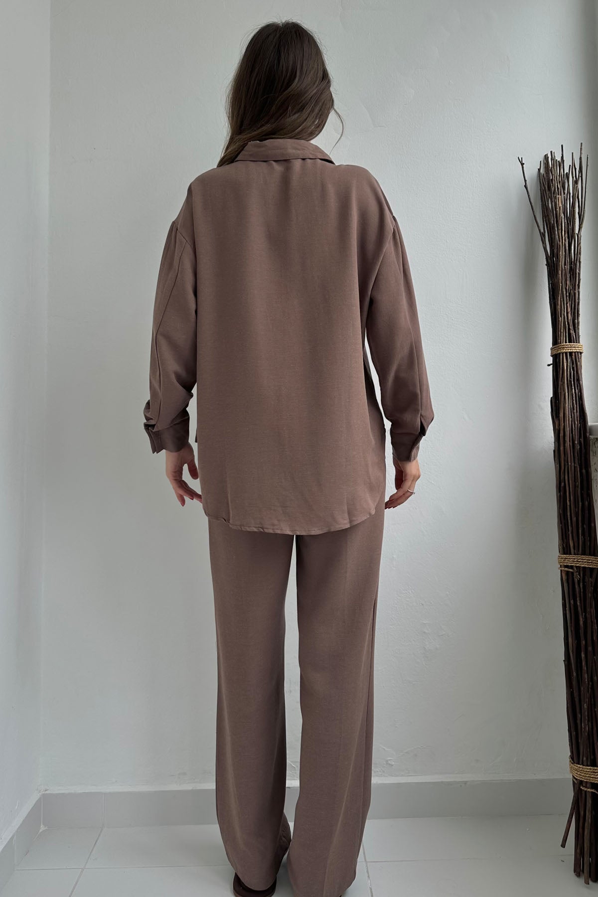 Kahve Belden Pens Dikişli Bol Paça Gömlekli Keten Takım SY-0357-Kahve