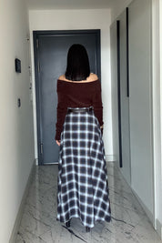 Ekose Desenli Yırtmaç Detay Kloş Etek SY-3494-Kahverengi