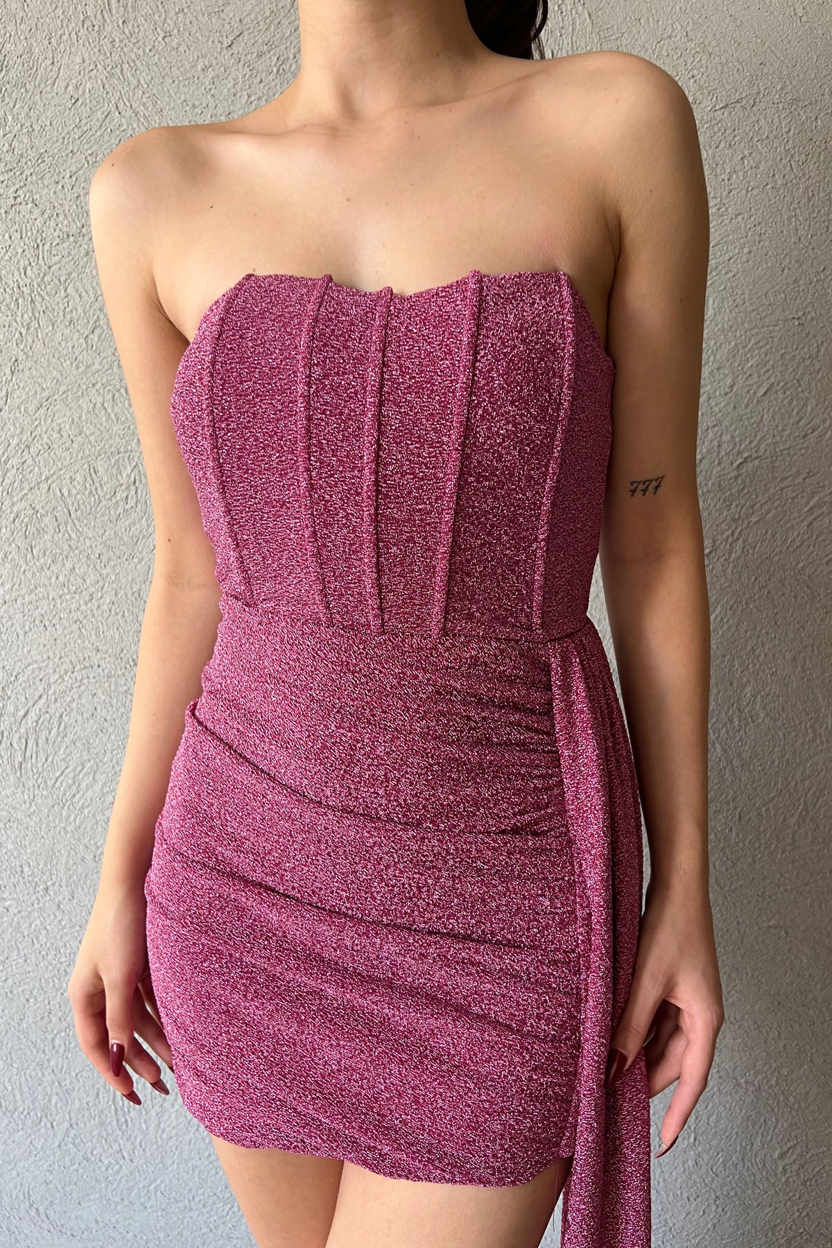 Pembe Goblen Dokulu Parlak Sarkıt Kumaş Mini Elbise SY-1243-Pembe