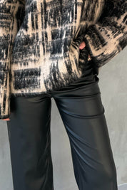 Siyah Geniş Paça Deri Pantolon SY-2826-Siyah