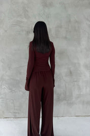 Kahverengi Büzgü Detaylı Uzun Kollu Bluz ve Salaş Pantolon Takım SY-2457-Kahverengi