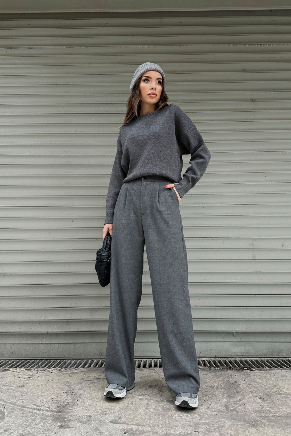 Gri Arka Bel Kısmı Lastikli Bol Paça Pantolon SY-0071-Gri