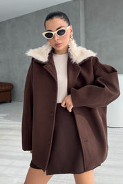 Yakası Kürklü Kahverengi Kaşe Kısa Kaban SY-3442-Kahve