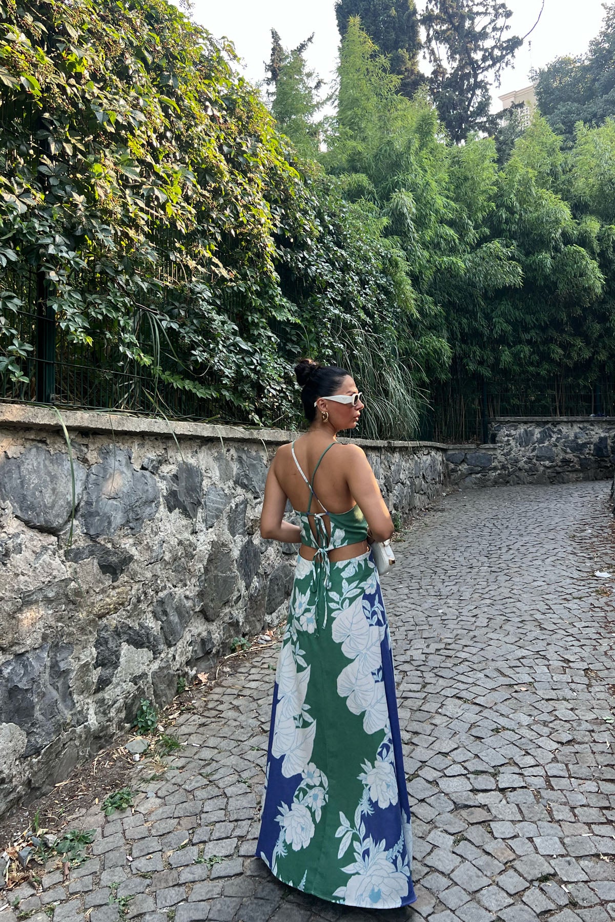 Renkli Positano Sırt Bağlamalı ve Çiçek Desenli Keten Elbise SY-2320-Renkli