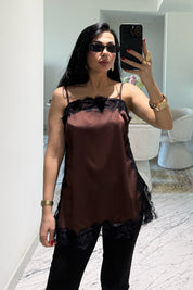 İp Askılı Saten Kahverengi Dantel Detaylı Bluz SY-3655-Kahverengi