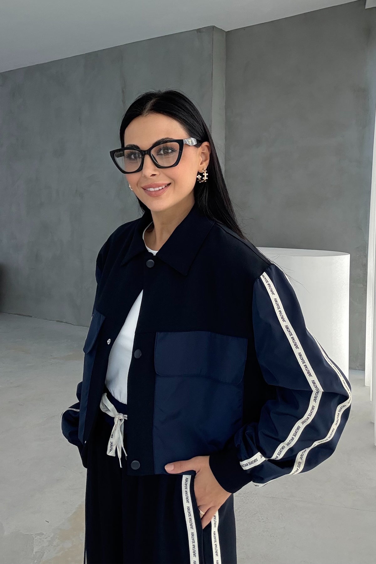 Lacivert Şerit Yazı Detaylı Yüksek Bel Pantolon SY-3392-Lacivert