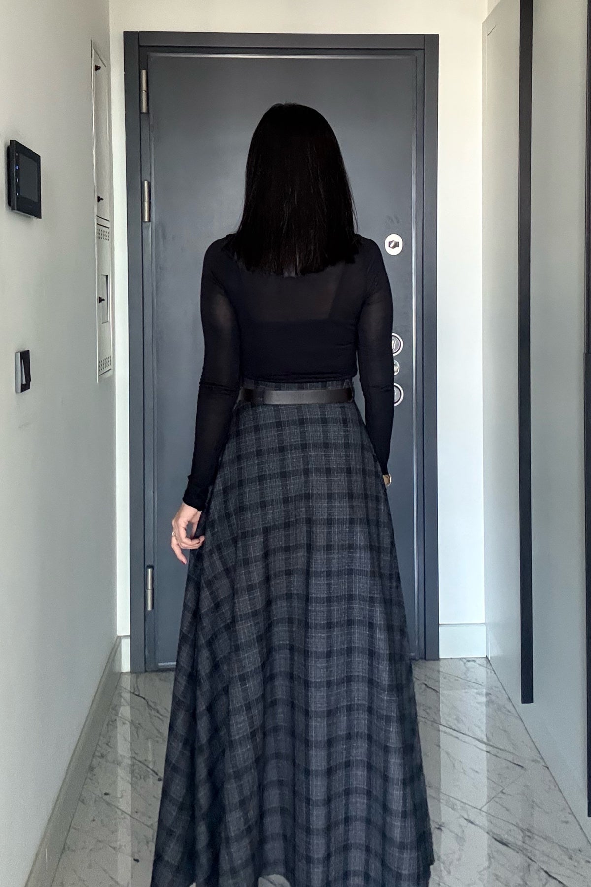 Ekose Desenli Yırtmaç Detaylı Siyahlı Gri Çizgili Kloş Etek SY-3494-Siyah