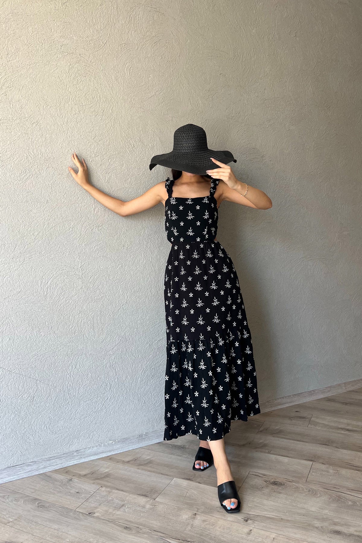 Siyah Desenli Kolu Fırfırlı Bağlamalı Elbise SY-2347-Siyah