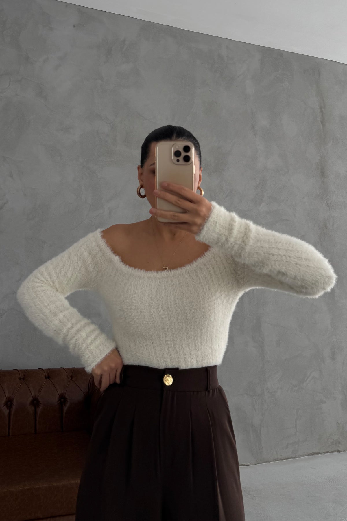 Ekru Sakallı Kayık Yaka Triko Kazak SYM-3426-Ekru