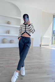 Ekru Düğmeli Asimetrik Çizgili Crop Hırka SY-1039-Ekru