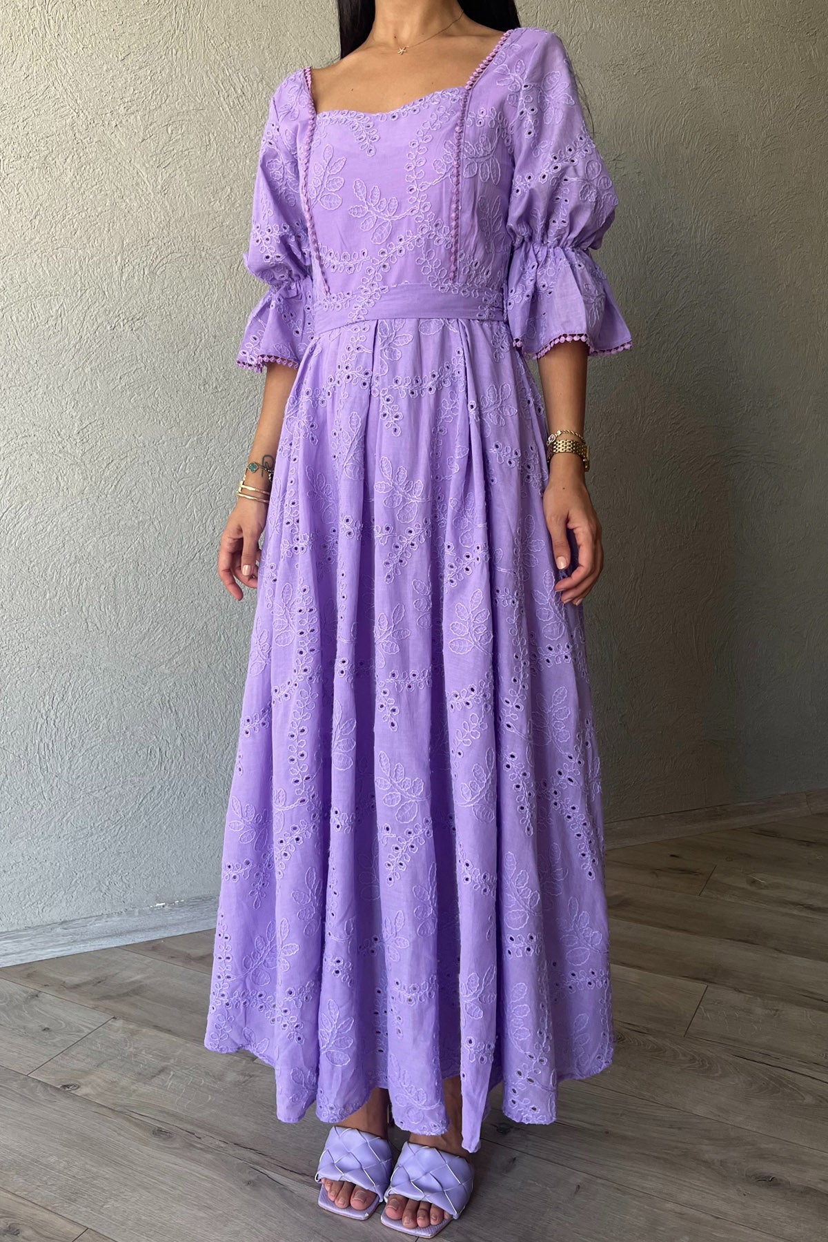 Mor Kolu Lastik Detaylı Güpür Detaylı Brode Elbise SY-2109-Mor