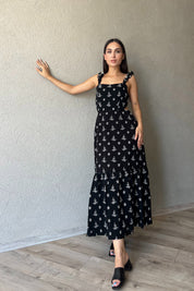 Siyah Desenli Kolu Fırfırlı Bağlamalı Elbise SY-2347-Siyah