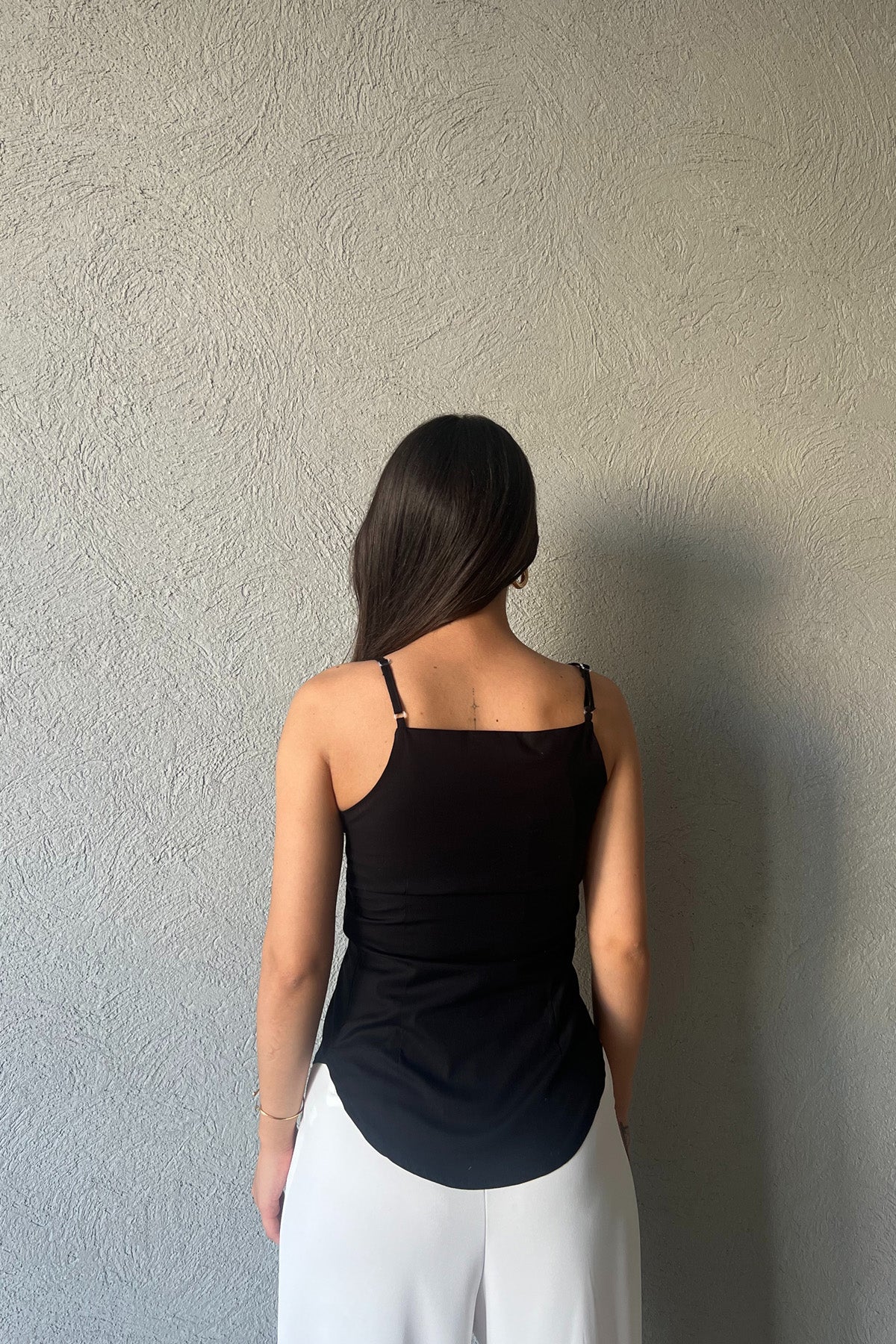 Siyah Askılı Büzgü Detaylı Bluz SY-2064-Siyah